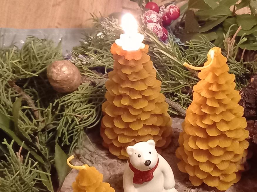 Liebe Gäste, wir wünschen Ihnen eine besinnliche Adventszeit in Vorfreude auf die kommenden Festtage. 
Dear guests, we wish you a contemplative time of advent, full of anticipation to christmas time.
Dragi gosti, želimo Vam prekrasno adventsko vrijeme u isčekivanju nadolazećih božićnih blagdana